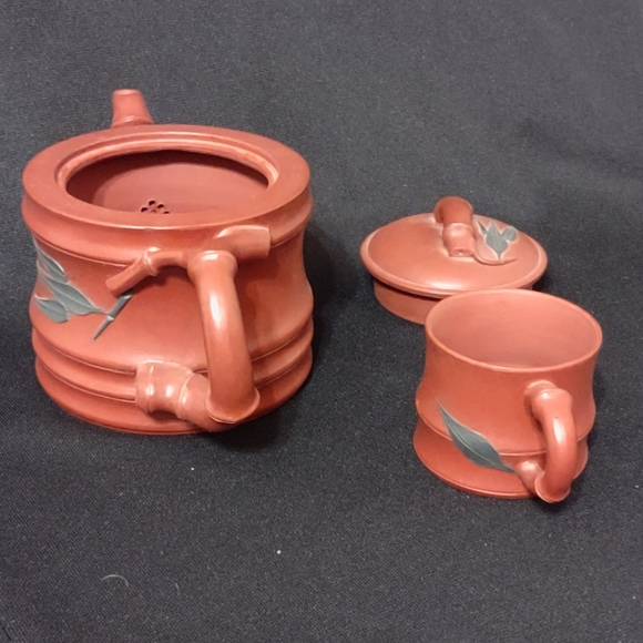 Vintage Collectable Chinese Yixing Zisha Pottery Red Clay Teapot and Tea Cup - Picture 5 of 7